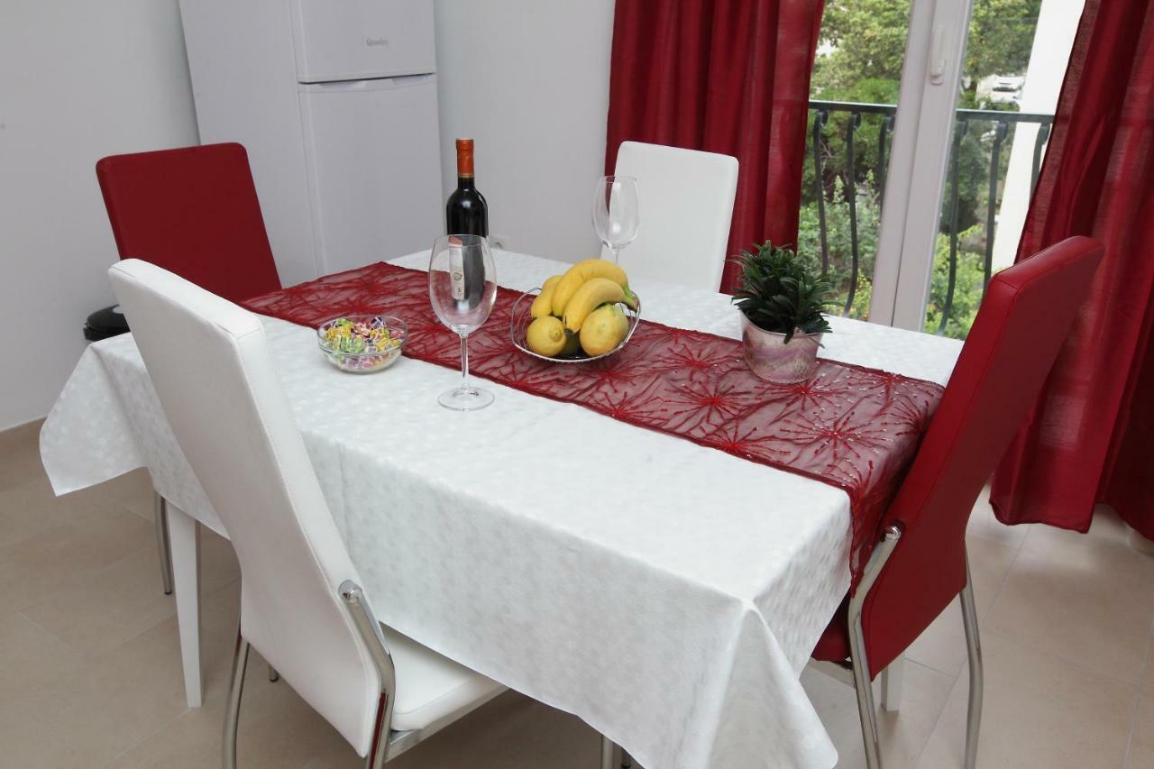 Seaside Paradise Apartament *